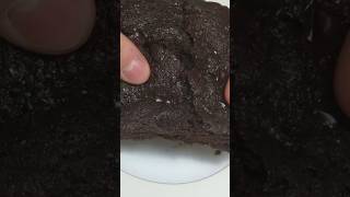 Brownies in 60 secondi Senza uova food shorts brownie [upl. by Berkow426]