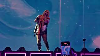 When Youre Gone  Avril Lavigne Live In Minneapolis MN 91224 [upl. by Pomfrey65]