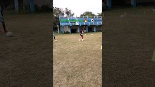 With ball alone goalkeeper training shorts football goli goalkeeper trending training [upl. by Shelah]