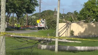 Semitruck crash downs poles damages home on Kailua Road [upl. by Hilliary124]