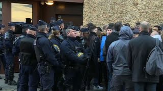 quotAttaque terroristequot à la prison dAlençon  rassemblement devant la prison de la Santé [upl. by Airtap88]