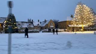 A Snowy Christmas in the Cotswolds  Broadway High Street [upl. by Ekusoyr]