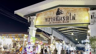 Things To Do In Bangkok  Bangkoks Popular Train Night Market  Street Food [upl. by Rosen]