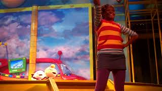 Disney Junior – Live on Stage  Disneys Hollywood Studio 20111225 [upl. by Aesoh]