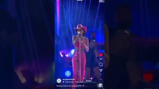 Ana Castela ♥️ a boiadeira 🥰 anacastelaboiadeira shortsvideo boiadeira show [upl. by Ahsikyt]