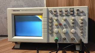 Tektronix TDS 2022 malfunctions Ver 2 [upl. by Jempty]