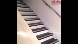 Habillage escalier avec éclairage leds MAYTOP [upl. by Itsrik304]