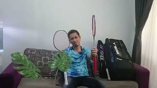 Komparasi Yonex Astrox 100zz vs Victor Ryuga 2 Raket Serang Terbaik Raket High End [upl. by Aehsa635]