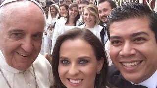 Papa Francisco y la Armonía en el Matrimonio Español [upl. by Towbin]