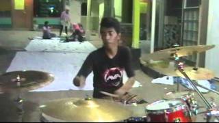 kufaku live at street  sorry netral cover [upl. by Ydnim]