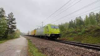 Helsingborg bound Gt 42021 by RRSReal Rail Sweden’s intermodal train by Hålldammen lake [upl. by Nrobyalc294]