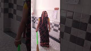 Mummy Ek kutta Pallu kya minivlogviralvideo2024 funnycomedyvideo kuttacomedyshortsshorts [upl. by Hjerpe]