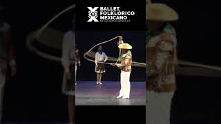 Tamaulipas  Ballet Folklórico Mexicano de Guillermo González [upl. by Awe]