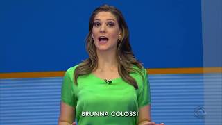 Brunna Clossi  cetim blusa verde [upl. by Lotti]