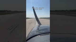 oshkosh avgeek aviation fyp airport airplanes summitflighttraining [upl. by Groh176]