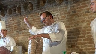 Antica Corte Pallavicina  Massimo Spigaroli Prepara il Culatello [upl. by Woermer]