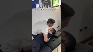 Sblocco dorsale osteopatico 🧑🏻‍⚕️ osteopata osteopatia thrust asmr [upl. by Ahsiral681]