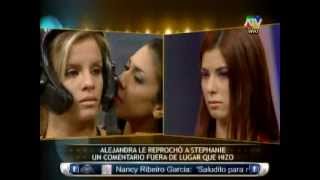 COMBATE Alejandra Baigorria y Stephanie Benalcázar discuten por Mario Hart 07052013 [upl. by Kawasaki]