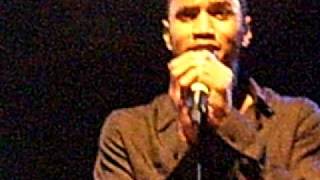 Trey Songz quotNeighbors Know My namequot 106ampPark Tour Los Angeles [upl. by Nalad]