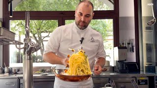 Italian Chef I cook this Pasta every Monday  Spaghetti con le Cozze [upl. by Hirai]