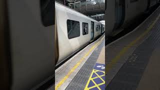 Thameslink arriving Farringdon station [upl. by Flagler]