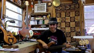 Scott from Birdsongs Shortbass fretted amp fretless [upl. by Adneram]