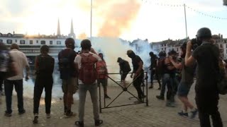 G7 face à face entre manifestants et policiers 22  AFP Images [upl. by Stevy]