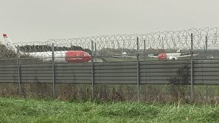 London Gatwick Plane Spotting  RandomPlaneMan [upl. by Volding]