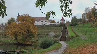 Schloss Wilhelmsburg in Thüringen im Oktober [upl. by Lothaire766]