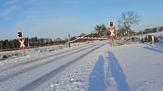 Bahnübergang in langeln [upl. by Anoyek]