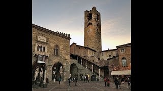 100 RINTOCCHI  Bergamo TORRE CIVICA  Le campane della Torre  Suono del Campanone [upl. by Palmore204]