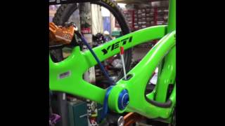 Yeti Cycles SB45C Custom Projekt Slideshow [upl. by Naivaj]