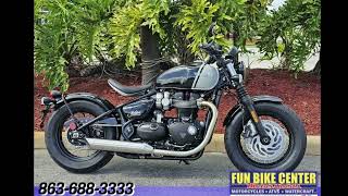 2024 Triumph Bonneville Bobber Jet BlackAsh Gray  LAKE [upl. by Sitruc]