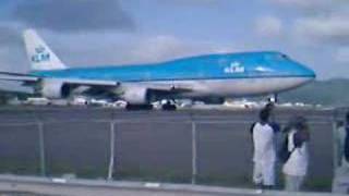 amazing jumbo jet 747 landing and taking off st Maarten [upl. by Conrade]