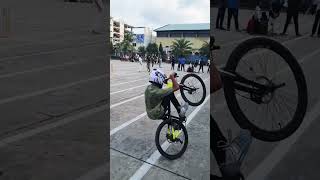 SarkelJoele stunt araf vairalshort foryou cyclestunt vairalshort foryou [upl. by Inaej]