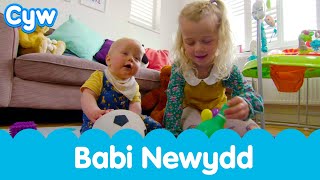 Cân y Babi Newydd  Welsh New Baby Sibling Song Video 🍼 [upl. by Nida314]