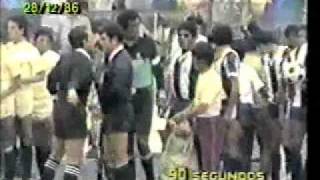 Alianza Lima 5  Universitario 1 28121986  Los Potrillos [upl. by Garrek]