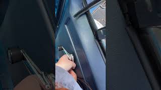 Squarebody Suburban Manual Window Crank Removal Pick Method [upl. by Orford928]