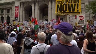 Thousands protest ahead of Netanyahus United Nations General Assembly speech [upl. by Rivy]