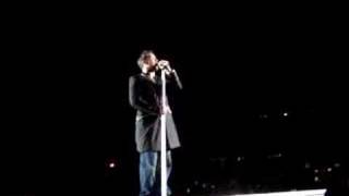 Robbie Williams  Back for Good Live  Santiago [upl. by Daht]