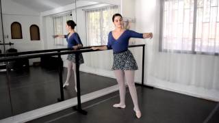 Clase 11 Primer ejercicio de ballet [upl. by Tnerual123]