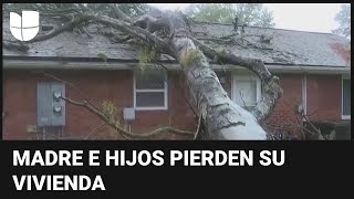 Un árbol cae sobre la casa de una madre con sus hijos ante el paso de Debby perdieron su vivienda [upl. by France]