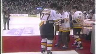 Normand Leveille gets one last skate at Boston Garden  September 26 1995 [upl. by Viquelia]