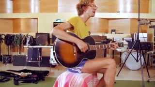 Erlend Øye  Grande grande grande  live session at Sudestudio [upl. by Akirehc112]