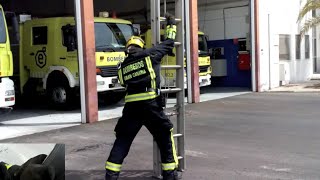 BOMBEROS  ESCALERAS  MANEJO POR UN SOLO BOMBERO [upl. by Hiroshi192]