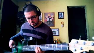 rojo  bajo tu control bass cover [upl. by Emilia]