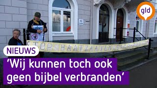 Enorme politiemacht voor verboden koranverbranding en terreurdreiging [upl. by Ferdie268]