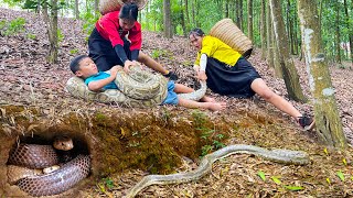 VIDEO FULL Mountain VN Rescues Turtle and Brother from Giant Python Attack  Primitive Life [upl. by Robinson]