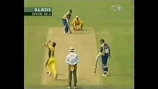 sanath jayasuriya hiting australia [upl. by Eppesuig993]