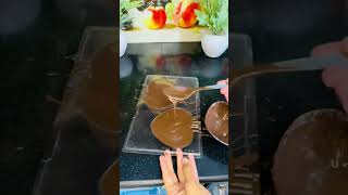 Chocolate garnishing 😍 cake cakedecorating baker viral yrshorts cake chocolategarnish yt [upl. by Merrell]